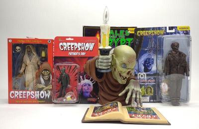 Sale Photo Thumbnail #139: (4) Creepshow & Tales From The Crypt Figures