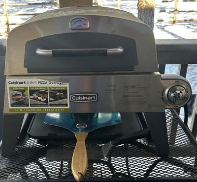 Almost New Pizza Oven