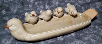 Ceramic bird feeding dish
