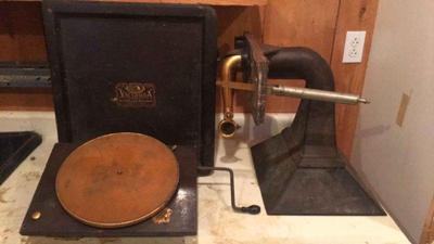 Victrola talking machine parts