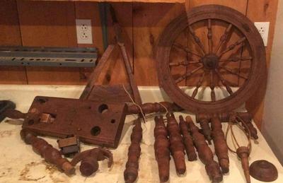 Antique spinning wheel