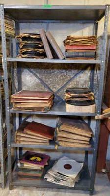 Vintage vinyl early era 78 s, collections