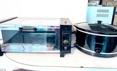 Toastmaster and crock pot