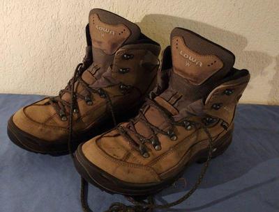 Lowa hiking boots womens