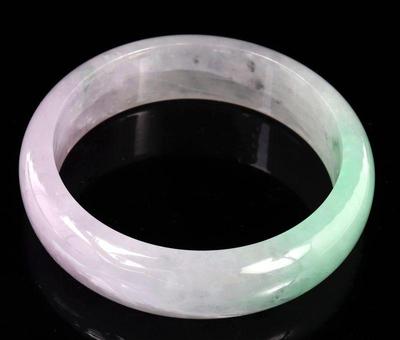 Lot 175 chinese tri colored jade bangle bracelet