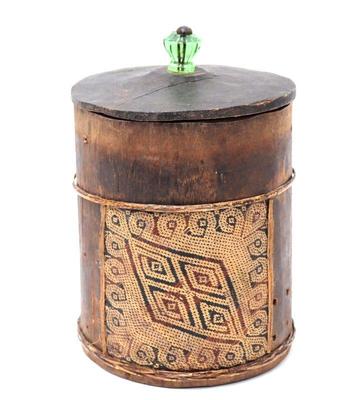 Lot 376 iban dayak medicine storage vessel