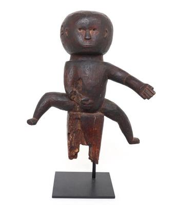 Lot 250 fine indonesian wood guardian figure