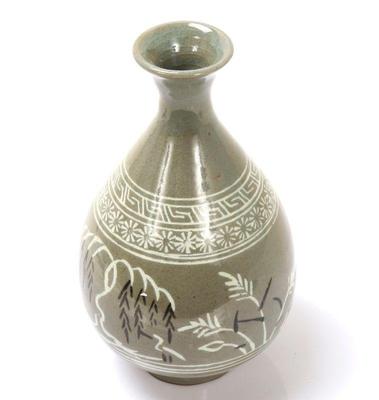Lot 358 gorgeous korean celadon glazed vase