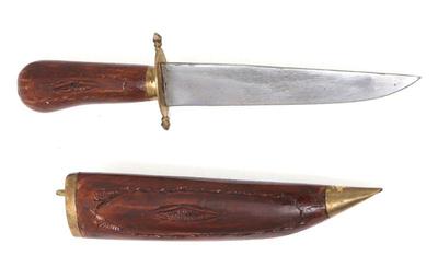 Lot 11 colonial knife w scabbard