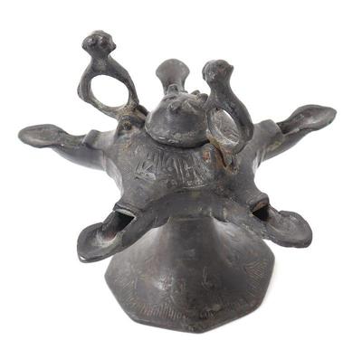 Lot 255 medieval islamic feline bronze oil lamp