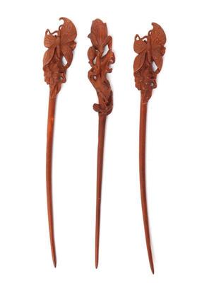 Lot 335 trio of chinese boxwood hair pins