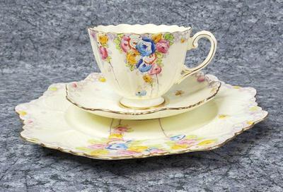 Paragon summer roses teaware