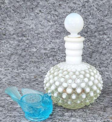 Fenton opulescent hobnail decanter blue bird salt cellar