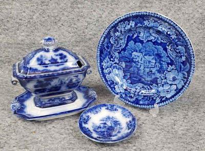 Antique formosa flow blue tureen dish, transferware
