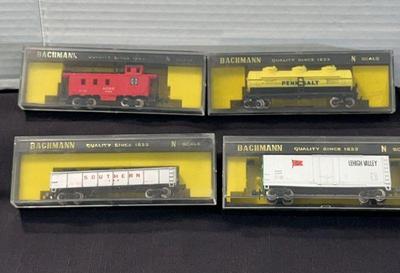 4 Bachman N Scale Mini Train Cars * Steel Gondola, 3 Dome Tank Car, Caboose, Mechanical Refer
