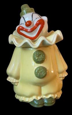 POPPYTRAIL POTTERY BY METLOX CLOWN * made In CA
