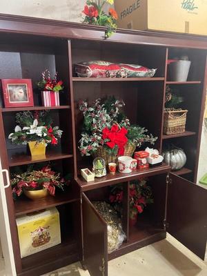 Cabinet & Holiday Decor