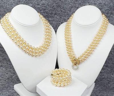 Kenneth jay lane fabulous fakes pearl jewelry