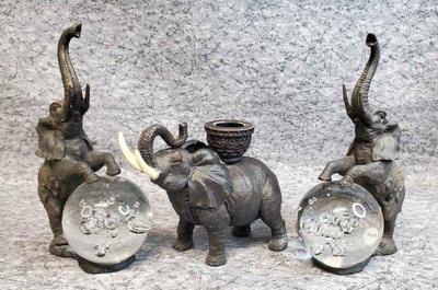Asian elephants art glass paperweights candle holder