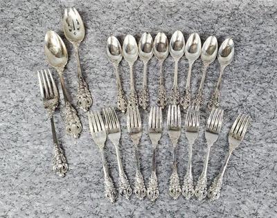 Baroque by godinger silver plated flatware