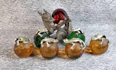 Art glass paperweights lizards dragon, frogs