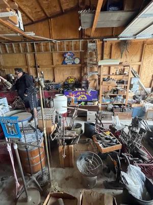 Estate sale photo