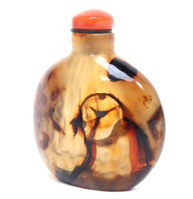 Lot 244 unique caramel fountain glass snuff bottle
