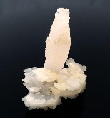 Lot 191 pink stilbite crystals on chalcedony stalactites crystal