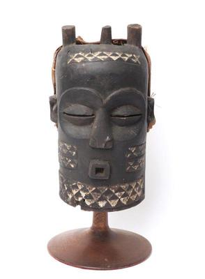 Lot 483 african bene buyonbo mask