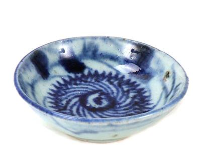 Lot 423 lovely blue white korean wine cup