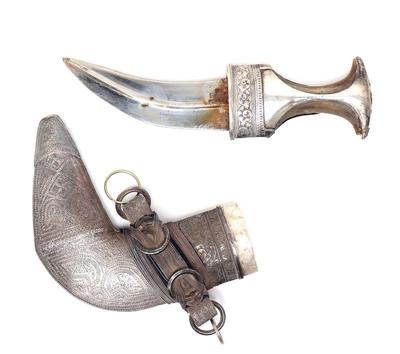 Lot 21 silver jambiya dagger south arabia