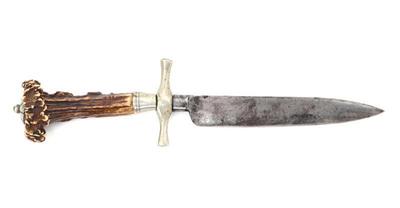 Lot 11 scottish stag horn hunting knife