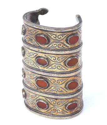 Lot 102 turkoman gilt silver carnelian bracelet