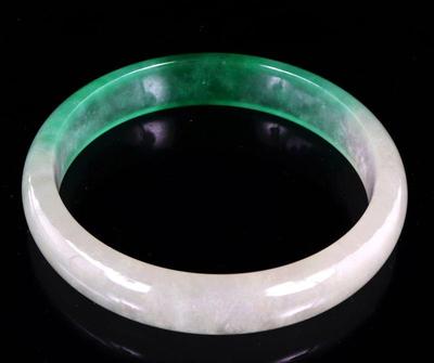 Lot 112 chinese translucent white green bangle bracelet