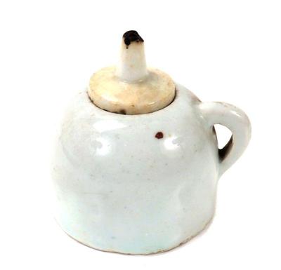 Lot 426 fine old korean ceramic oil lamp
