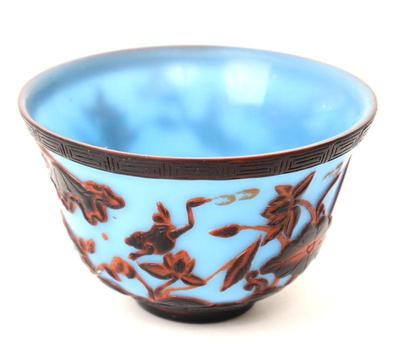 Lot 346 lovely chinese peking glass bowl blue & red