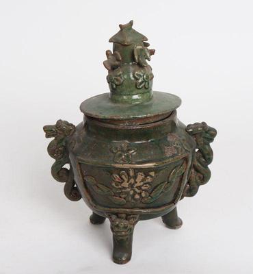 Lot 381 chinese green glazed censer