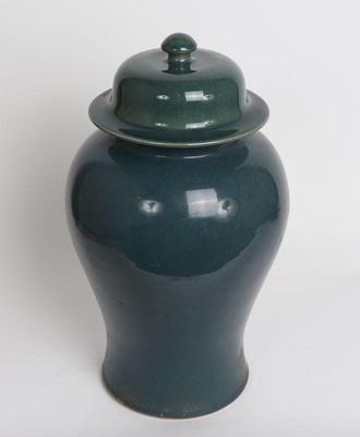 Lot 379 chinese turquoise jar with lid