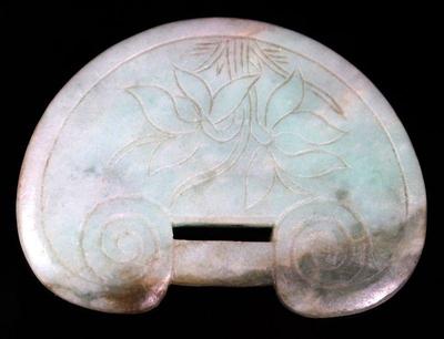 Lot 178 chinese jadeite pendant 19g