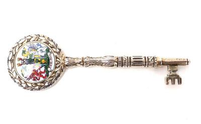 Lot 163 sterling gilt mayoral presentation key, may 28th 1938