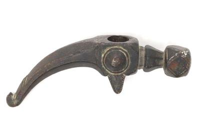 Lot 49 turkish bronze hammer head 17th c.