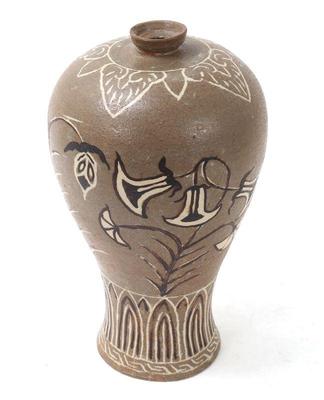 Lot 245 gorgeous korean meiping olive green glazed vase