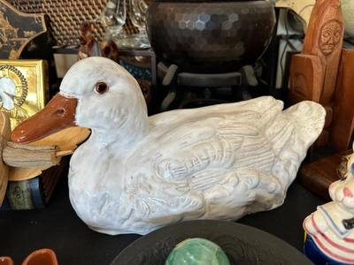 Bavent French terracotta duck