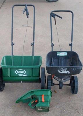 Scotts fertilizer spreaders