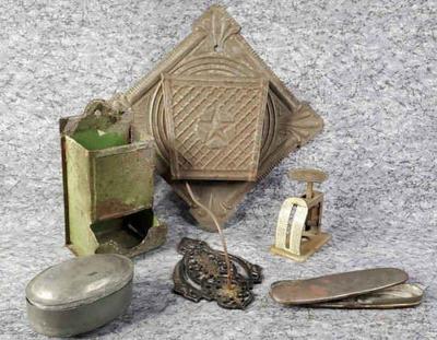 Antique merchantile items