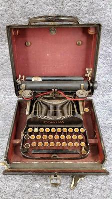 Antique portable folding corona manual typewriter