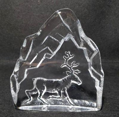 Art glass deer and mountain decorative paperweight