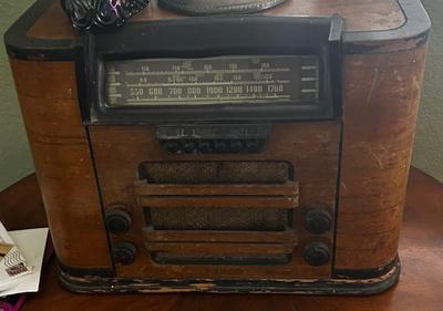 Antique Radio
