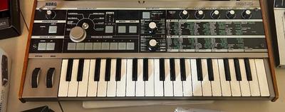 Korg Microkorg Synthesizer