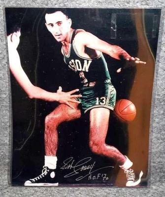Autographed bob cousy 16 x 20 photo